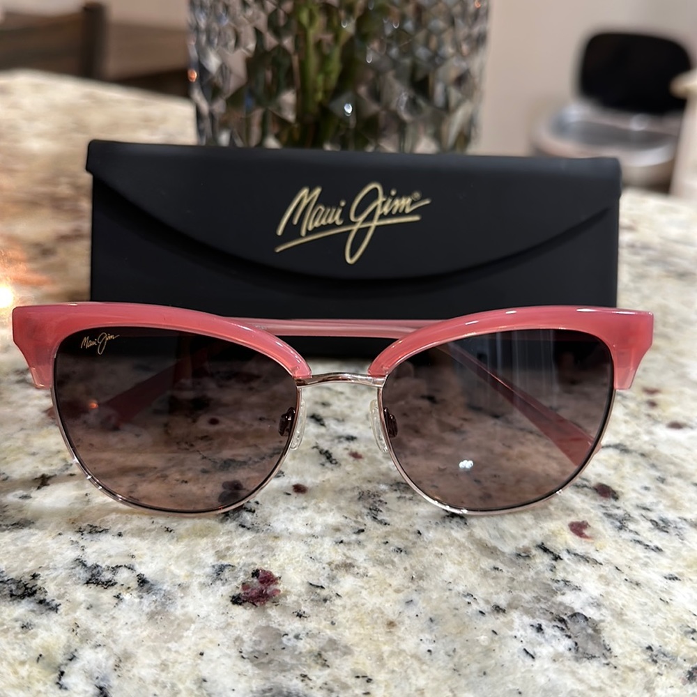 NWT Maui Jim Polarized Glasses Bubblegum with Rose Gold